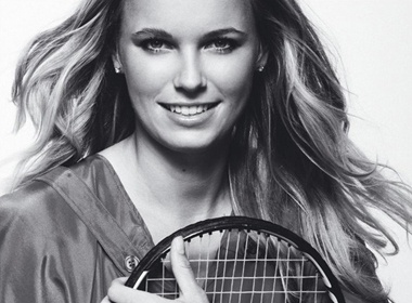 Nhan sac ruc ro cua tay vot Caroline Wozniacki hinh anh