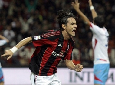 Bi Catania cam chan, Milan lai gay that vong hinh anh