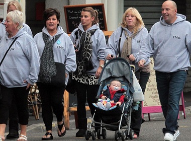 Ba xa Rooney den Phap de cau nguyen hinh anh