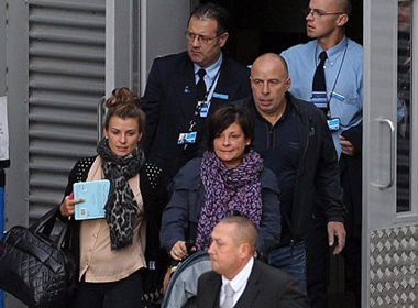 Vo chong Rooney lan dau ben nhau ke tu scandal hinh anh