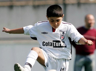 Xem 'tieu Ronaldinho' pho dien ky thuat hinh anh