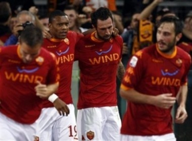 Ha guc Inter, Roma giai con khat chien thang hinh anh