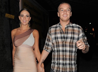 Danielle Lloyd tich cuc giam can hinh anh