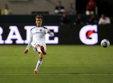 Beckham tai hien cu da phat ‘than sau’ hinh anh