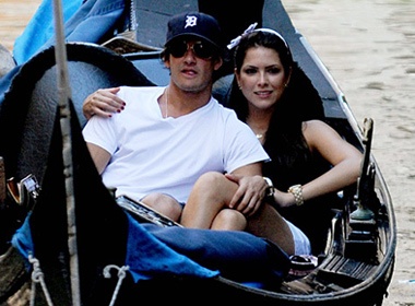 Pato chia tay Hoa hau sau 2 thang man nong hinh anh