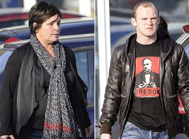 Rooney ‘ninh’ me vo hinh anh