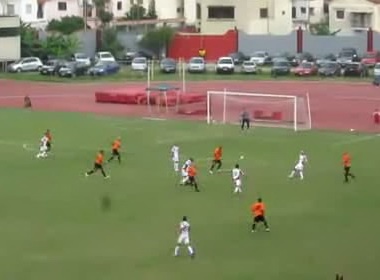 Pha volley ngau hung ngoai vong cam hinh anh