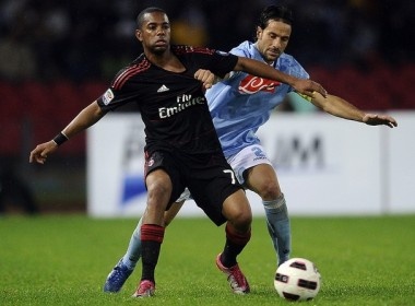 Choi hon nguoi, Milan xoa dop San Paolo hinh anh