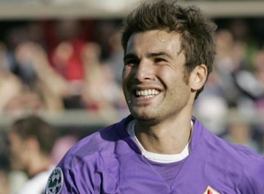 Mutu bi to cao danh nguoi gay trong thuong hinh anh