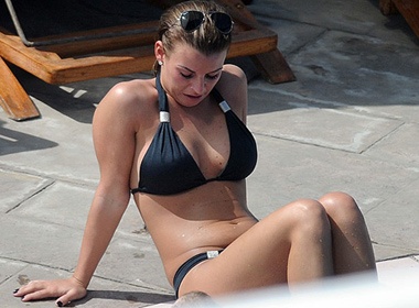 Nha Rooney lai luc duc hinh anh