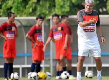 'DT Viet Nam khong dat muc tieu vo dich VFF Cup' hinh anh