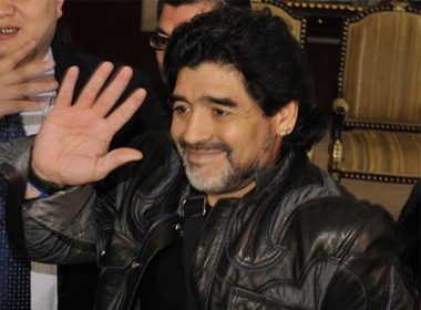 Maradona dau gia bua toi lam tu thien hinh anh