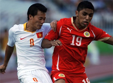 Olympic Viet Nam - Turkmenistan: Cam ve di tiep hinh anh