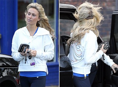 Ba xa Gerrard lo toc xau hinh anh