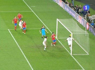 Ronaldo: ‘Ngay ca nguoi mu cung thay do la ban thang’ hinh anh