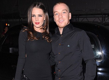 Danielle Lloyd long lay trong buoi hen ho hinh anh