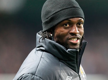 Bo Man City, Adebayor gia nhap Juve hinh anh