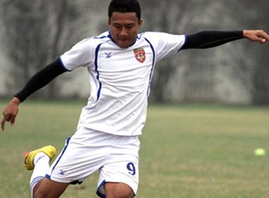 Yan Paing - moi nguy hiem voi khung thanh DTVN hinh anh