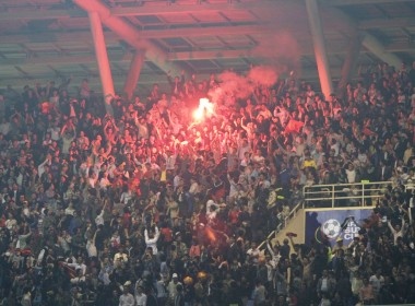 Chu nha Viet Nam co the bi phat vi phao sang hinh anh