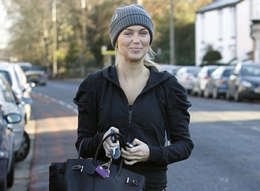 Ba xa Gerrard ‘nghien’ tap the duc hinh anh