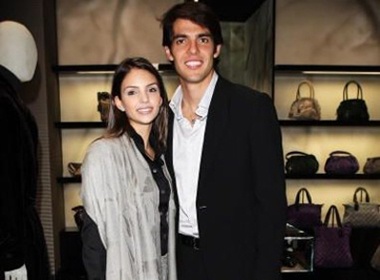 Nha Kaka sap don cong chua nho hinh anh