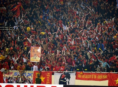 'DTVN dung ngu quen trong chien thang' hinh anh