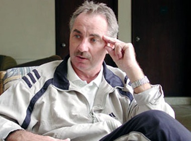 HLV Riedl van de chung Philippines sau tran thang hinh anh