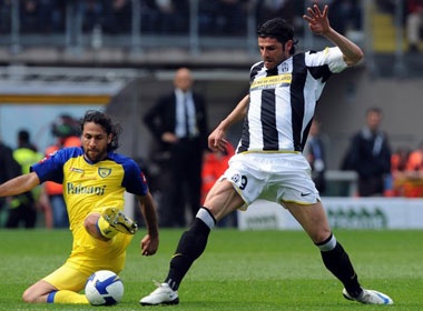 Juventus 'nham' qua Giang Sinh truoc Chievo hinh anh