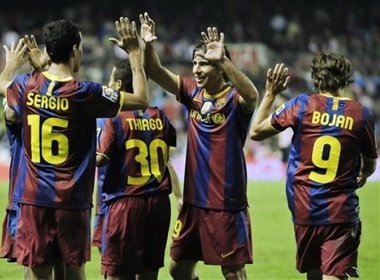 Barca khep lai nam 2010 o cup nha Vua hinh anh