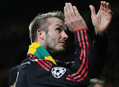 Beckham bi MU va Arsenal 'hat hui' hinh anh