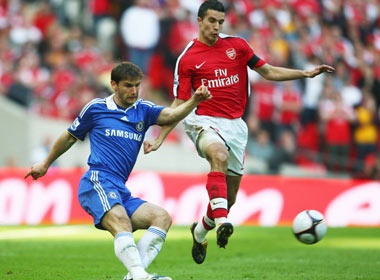 10 ban thang dep nhat lich su doi dau giua Arsenal va Chelsea hinh anh