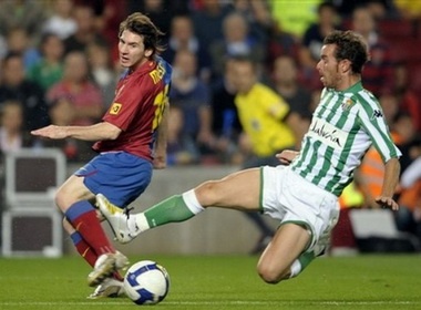 Barca khuat phuc doi thu ‘ky ro’ hinh anh