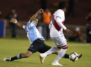 Pha bo lo gay soc cua 'sao' tre Argentina hinh anh