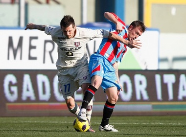 Pha bo lo tai hai khien Catania tra gia hinh anh