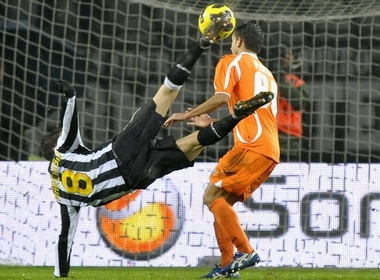 Pha ‘cat keo’ hoan my cua Marchisio hinh anh