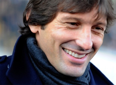 HLV Leonardo ngat ngay voi chien thang truoc Bari hinh anh