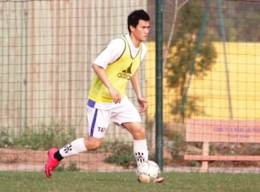 Cong Vinh trong ngay tro lai sau chan thuong hinh anh