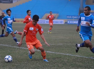 V.Ninh Binh ‘bom tien’ truoc tran tu ket Cup quoc gia hinh anh