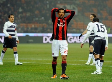 AC Milan - Parma: Dung day sau cu vap hinh anh