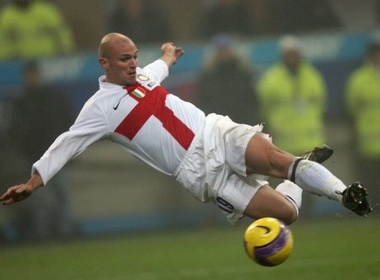 Leonardo dau dau vi nan chan thuong hinh anh