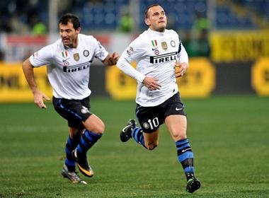 Inter lay lai tinh than sau that bai o Champions League hinh anh