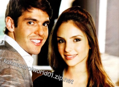 Ba bau xinh dep cua Kaka hinh anh