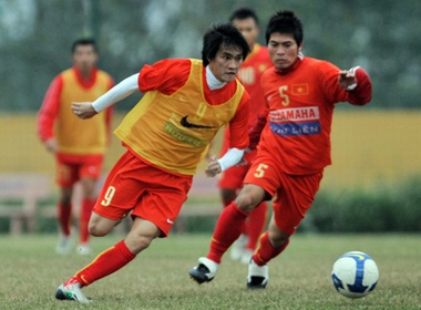 'Hay dung chinh doi chan chung ta' hinh anh