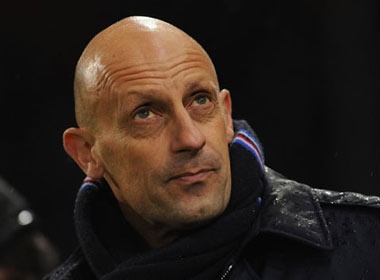 Sampdoria bat ngo 'thay ngua giua dong' hinh anh