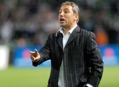 Con nhieu ho so 'khung' hon ca Stoichkov hinh anh