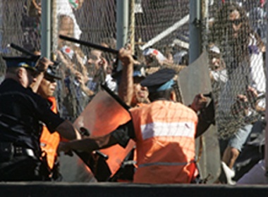 CDV Ai Cap chet vi bao loan tren khan dai hinh anh