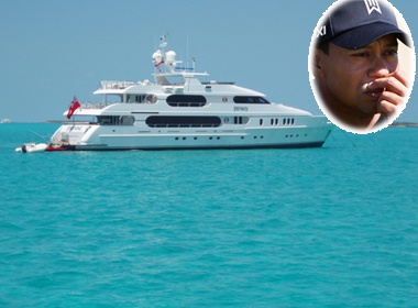 Tiger Woods rao ban sieu du thuyen hinh anh