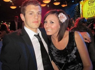 Jack Wilshere bat ngo co con hinh anh