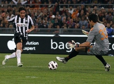 Doi chu, Roma van khong the pha dop Juventus hinh anh