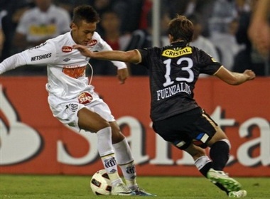 'Ngoay bong deo', Neymar khien doi thu hoa mat hinh anh
